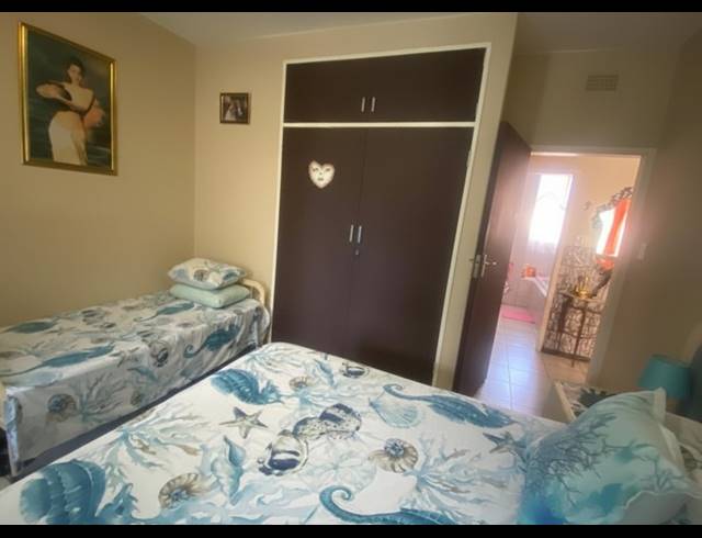 2 BEDROOM FLAT FOR SALE IN VANDERBIJLPARK CW 3